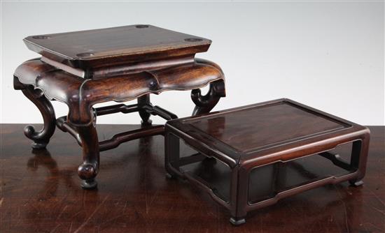 Two Chinese rosewood stands, 19th century, 24.5 x 9.5cm